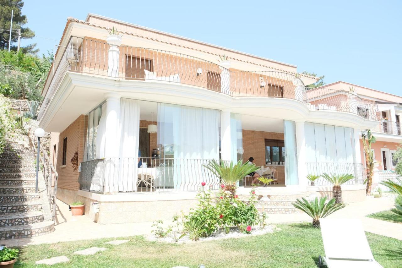 B&B Villa Pacifica Peschici Eksteriør bilde